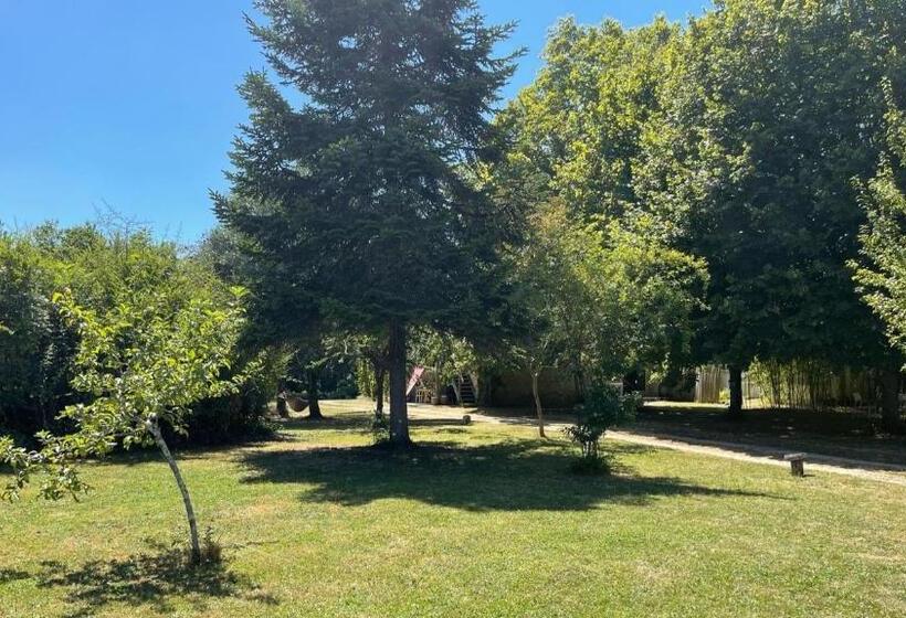 مبيت وإفطار Hameau Du Hour   Chambre D Hôtes Et Gîtes