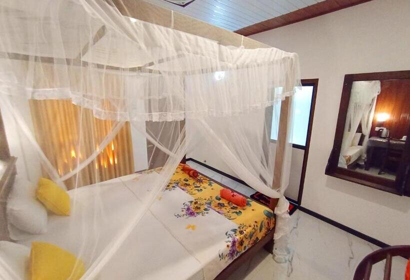 Bed and Breakfast Happy Stay Mirissa