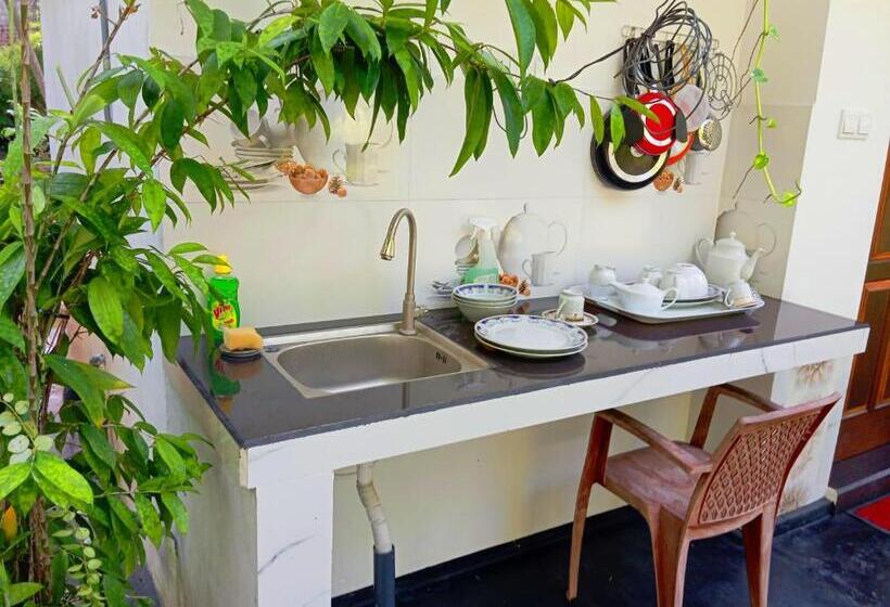 Bed and Breakfast Happy Stay Mirissa