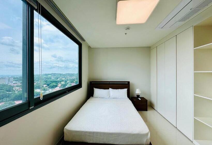 Clark Condo The Sharp Clark Hills 1506