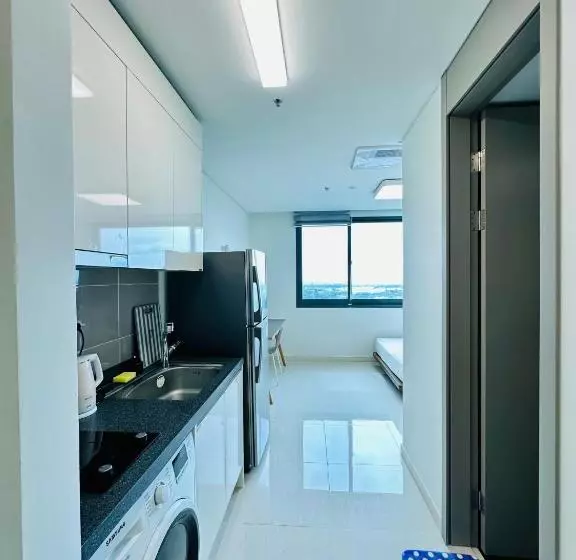 Clark Condo The Sharp Clark Hills 1506