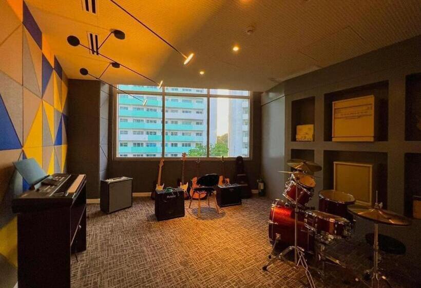 Da Luz Staycation At Trc