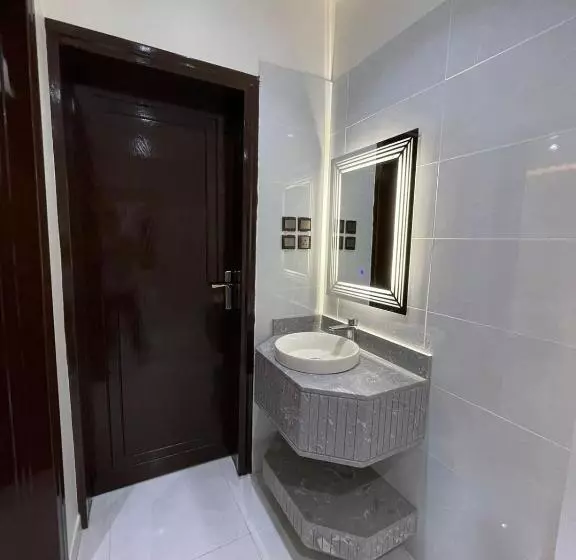 Hotelli شقق الايام المضيئة