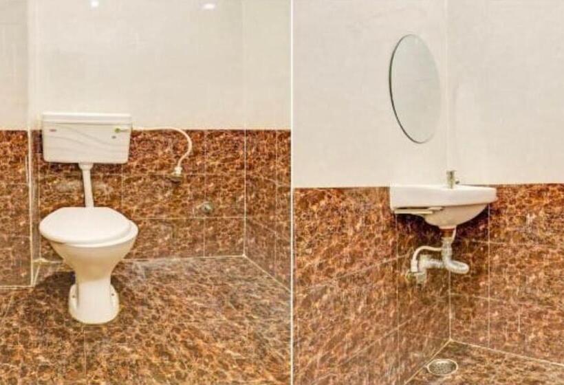 בית מלון כפרי Goroomgo Vrrinda Home Stay Varanasi