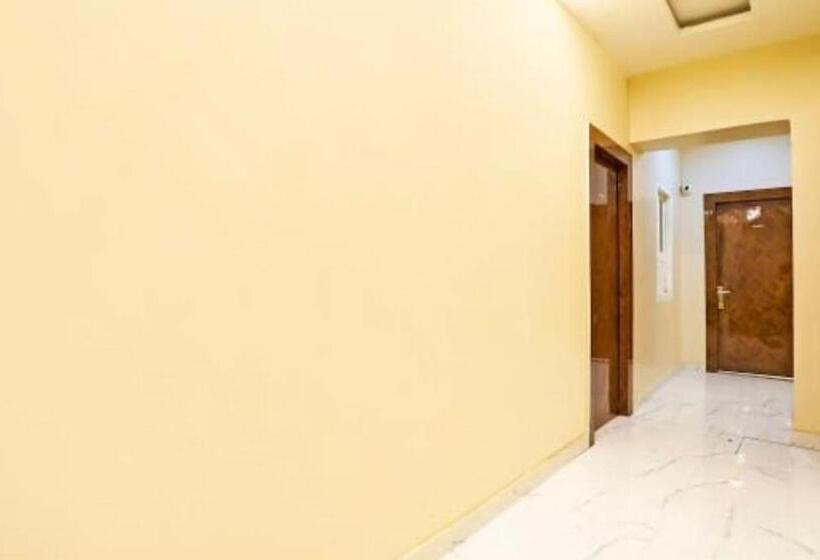 בית מלון כפרי Goroomgo Vrrinda Home Stay Varanasi