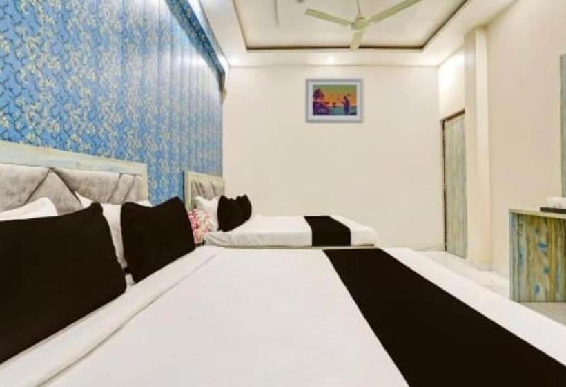 בית מלון כפרי Goroomgo Vrrinda Home Stay Varanasi