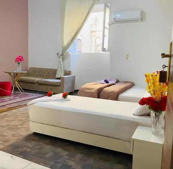 هتل New Palace