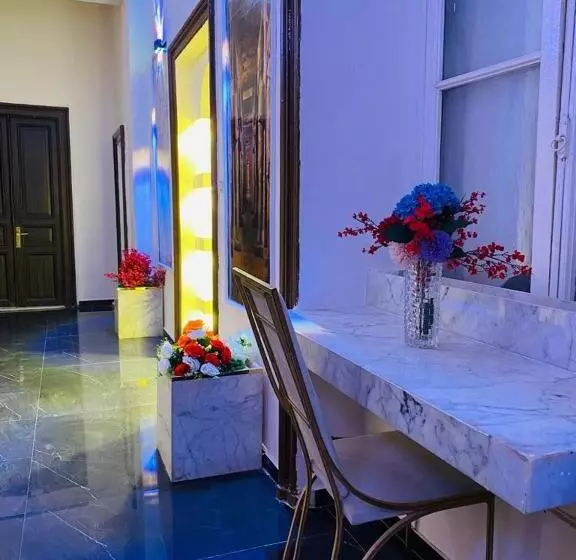 هتل New Palace