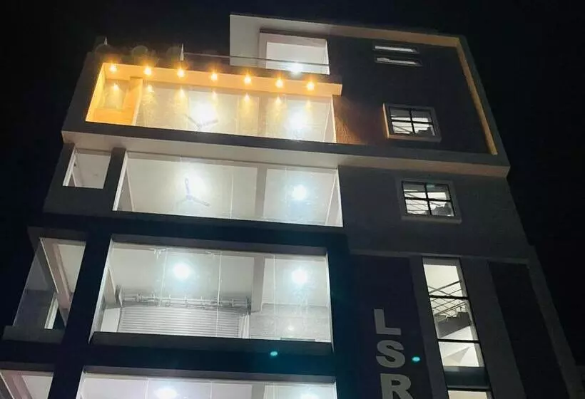 ホテル Pearl Stays, Tirupathi