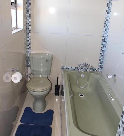 Kwa Benz Bed And Breakfast