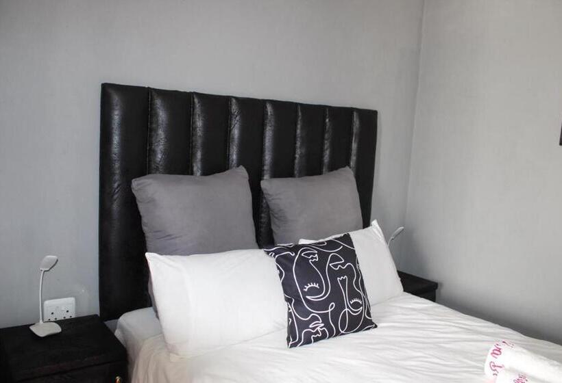 Kwa Benz Bed And Breakfast