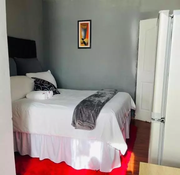 Kwa Benz Bed And Breakfast