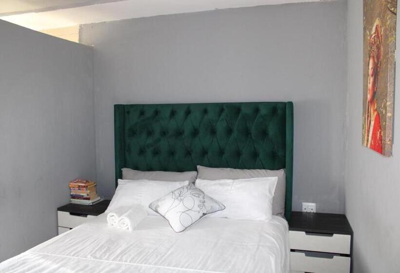 Kwa Benz Bed And Breakfast