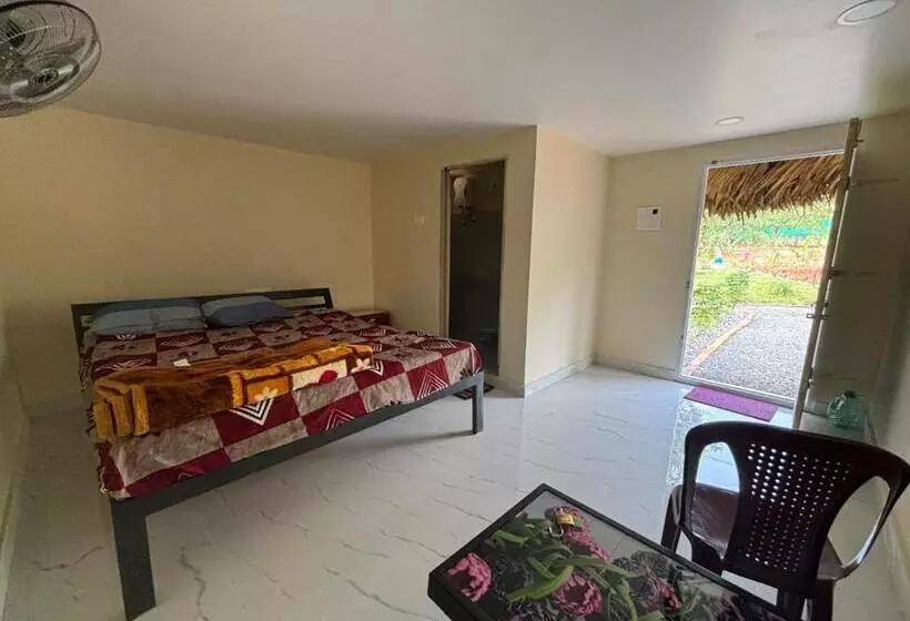 Melody Resorts