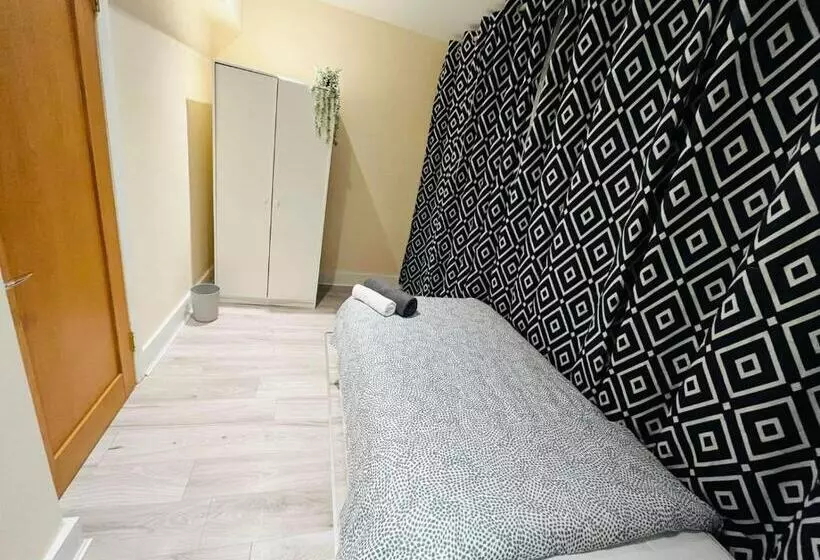 پانسیون Dormitorio Privado