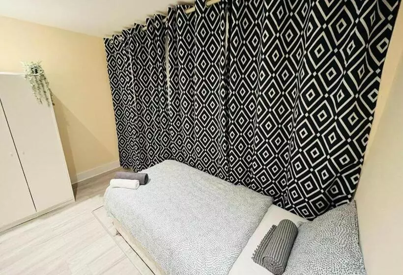 پانسیون Dormitorio Privado