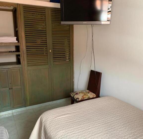 Пансион Hostal Angelita