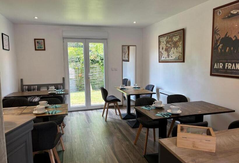 ペンション La Villa émeraude