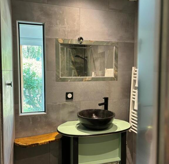 ペンション La Villa émeraude