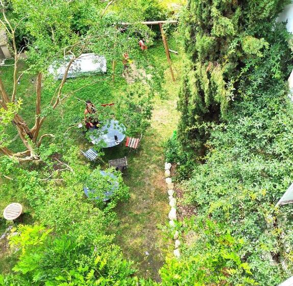 Majatalo Lilarize   Gite En Plein Coeur De Village Du Mas D Azil