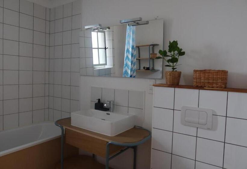 Majatalo Lilarize   Gite En Plein Coeur De Village Du Mas D Azil