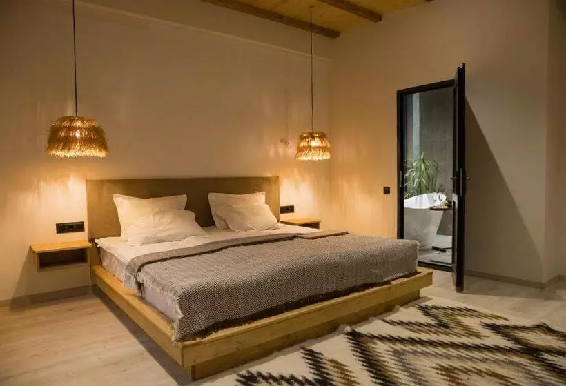 پانسیون The Nest Guesthouse   Vanadzor