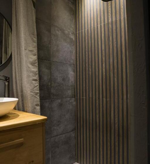 پانسیون The Nest Guesthouse   Vanadzor