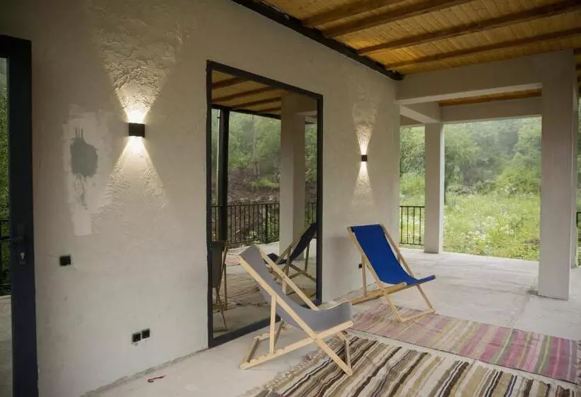 پانسیون The Nest Guesthouse   Vanadzor