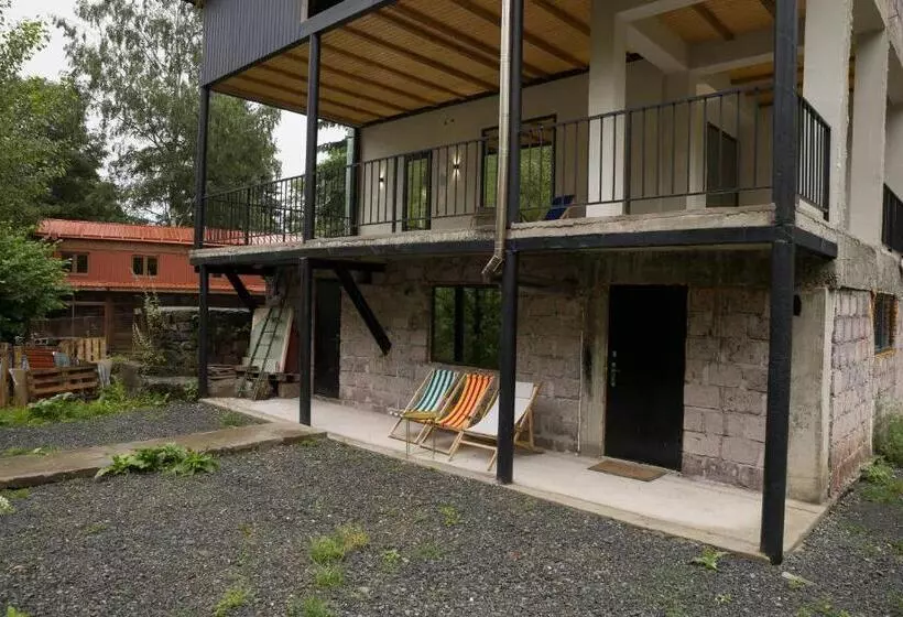 پانسیون The Nest Guesthouse   Vanadzor