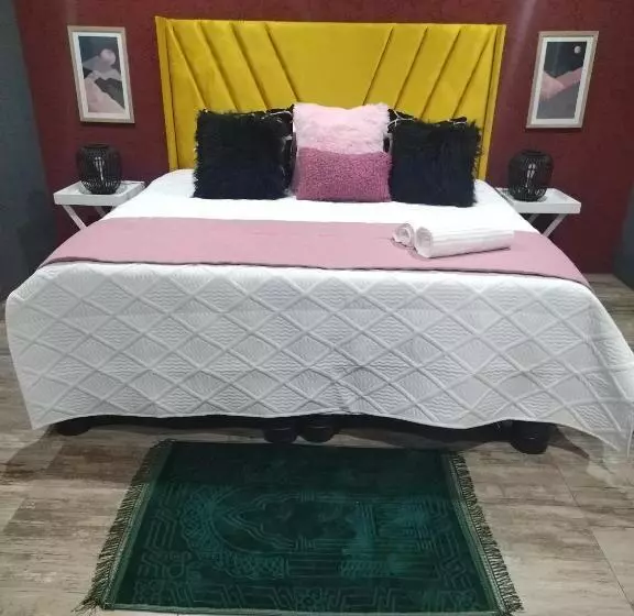 پانسیون Thornville Guest House