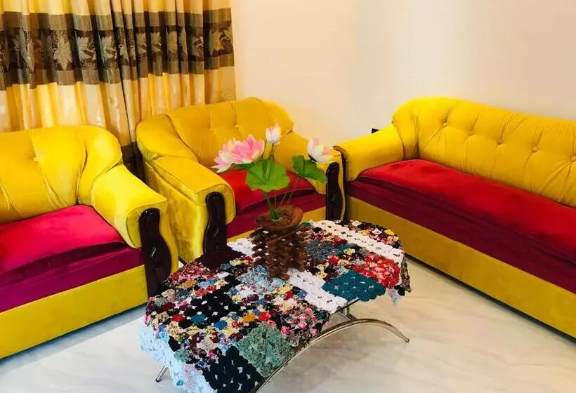 ペンション Vishmitha Villa