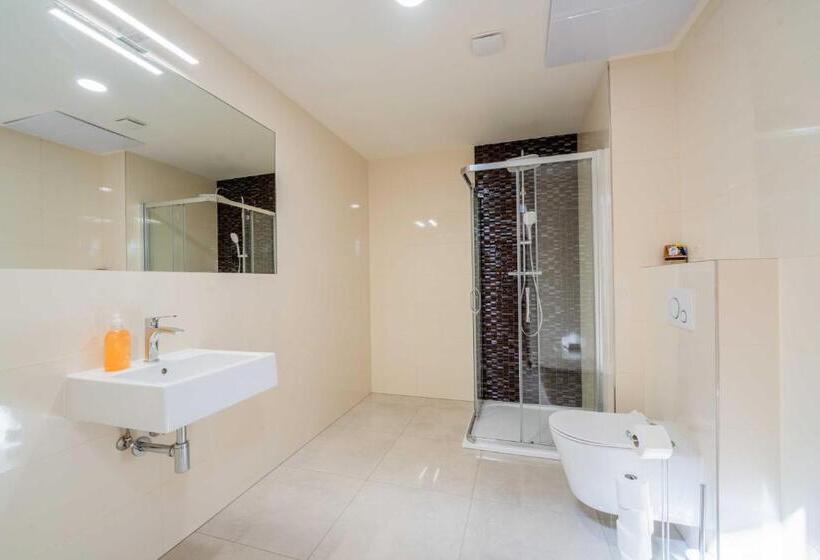 Prague Retreat Boutique Hostel