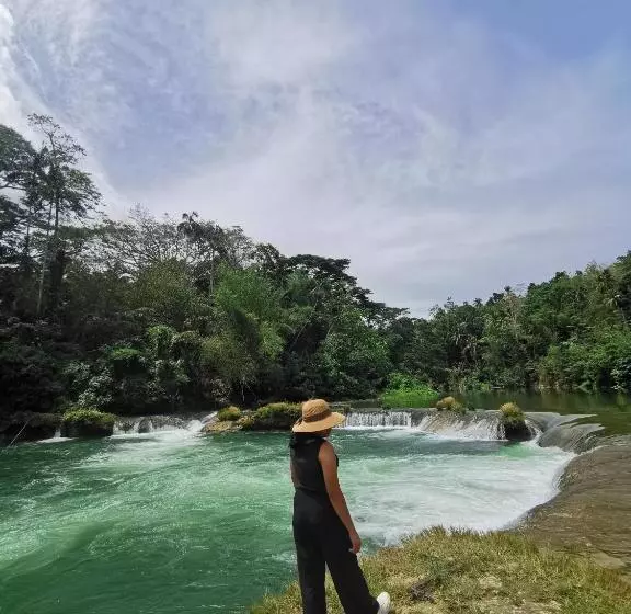 Busai Dream Falls Resort