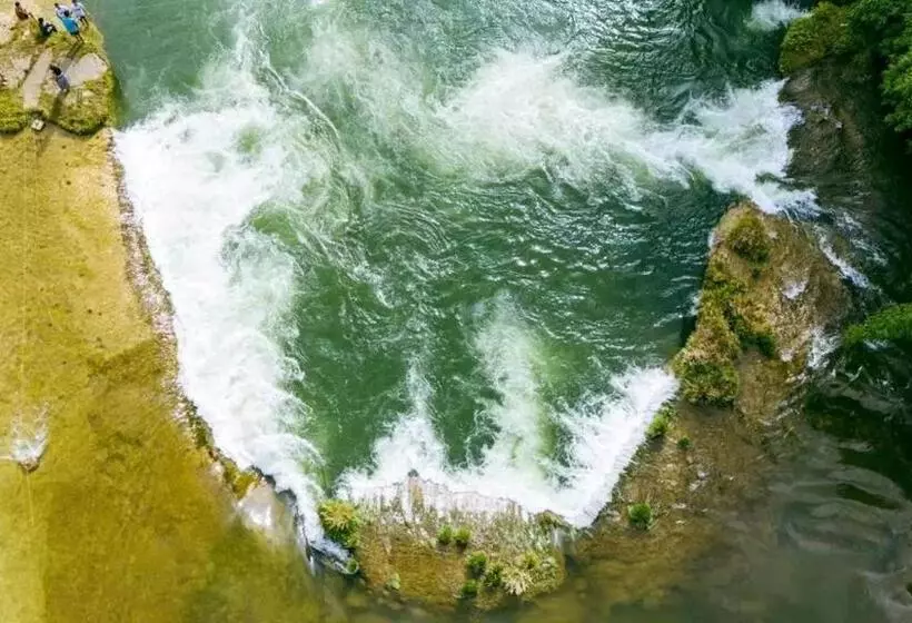 Busai Dream Falls Resort