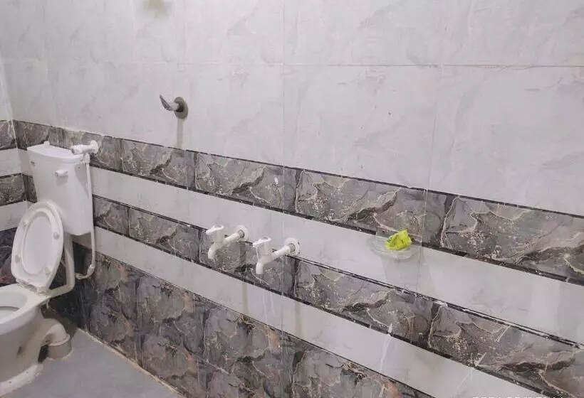 Shree Siddhi Vinayak Hotel & Restaurant