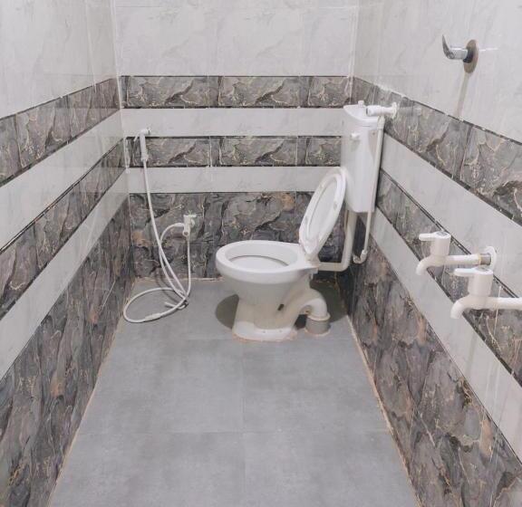 Shree Siddhi Vinayak Hotel & Restaurant