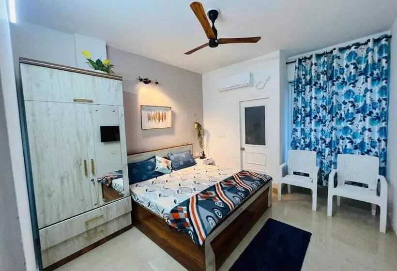 Aamiaismajoitus (B&B) Dhyani Residence