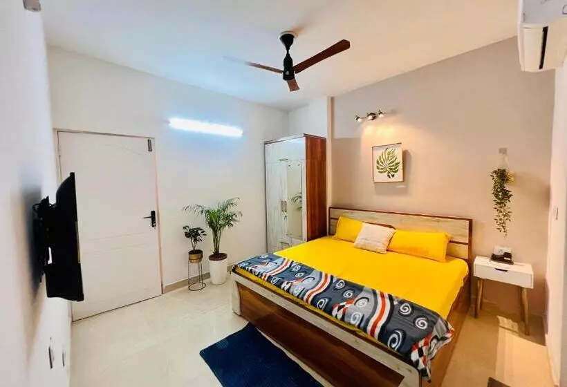 Aamiaismajoitus (B&B) Dhyani Residence