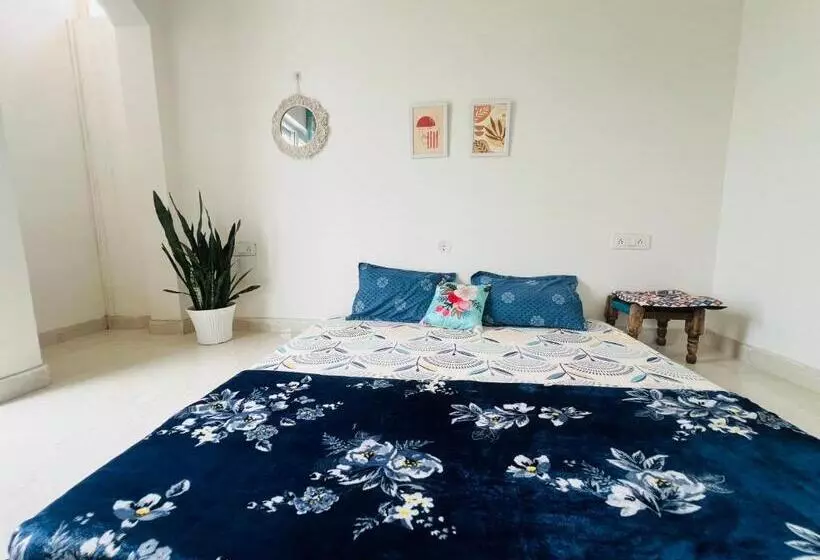 Aamiaismajoitus (B&B) Dhyani Residence