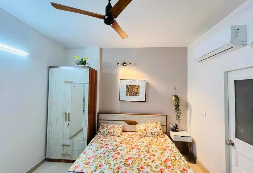 Aamiaismajoitus (B&B) Dhyani Residence