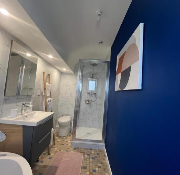 تختخواب و صبحانه L Hirondelle 1