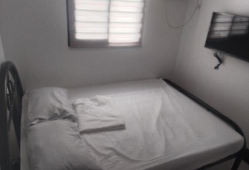 مبيت وإفطار Ljp Farm Resort