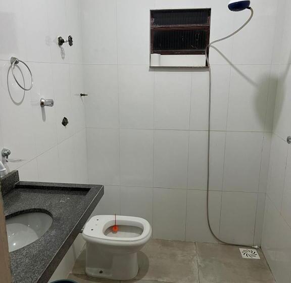 تختخواب و صبحانه Pousada Gaivota Do Araguaia