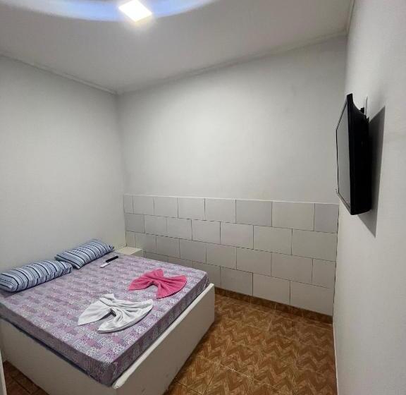 تختخواب و صبحانه Pousada Gaivota Do Araguaia