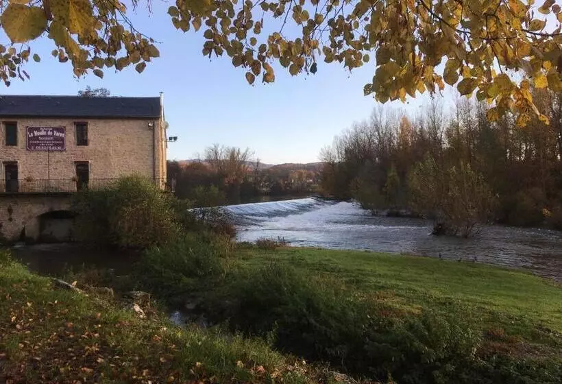 Aamiaismajoitus (B&B) Quiet Double Ensuite Room, Own Entrance