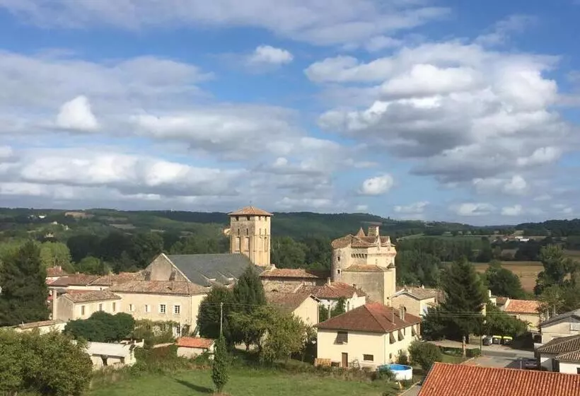 Aamiaismajoitus (B&B) Quiet Double Ensuite Room, Own Entrance