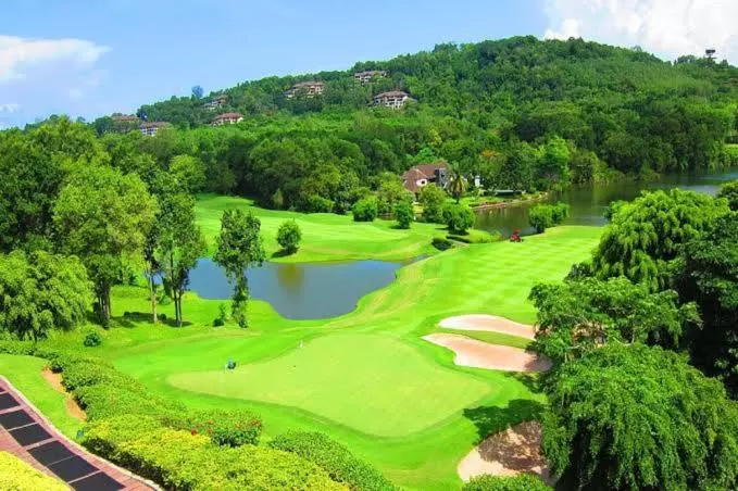 Blue Canyon Golf Course Condos