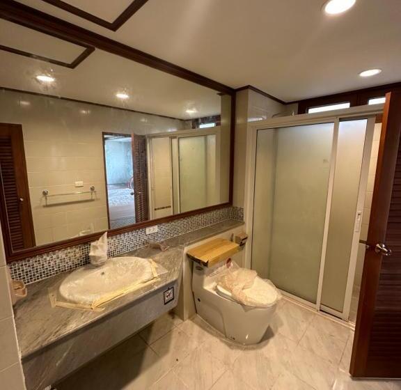 Blue Canyon Golf Course Condos