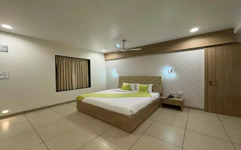 Hotelli Bhama Lake Resort