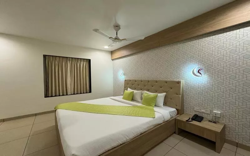 Hotelli Bhama Lake Resort